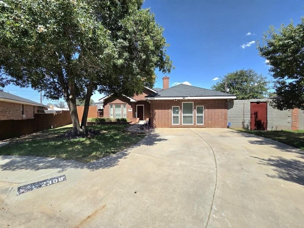 2308 Abbey Pl - Photo 2 of 29