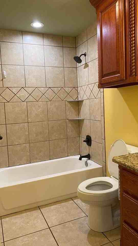 709 N Tyler St - Photo 2 of 9
