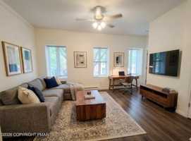 featured image of 717 Main St