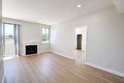 2524 South Sepulveda Boulevard #201 - Photo 2 of 15