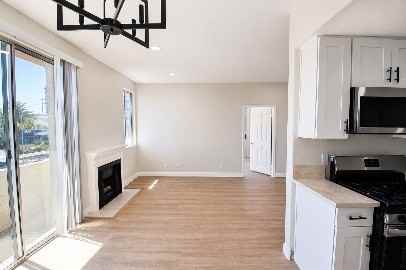 2524 South Sepulveda Boulevard #201 - Photo 5 of 15
