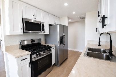 2524 South Sepulveda Boulevard #201 - Photo 6 of 15
