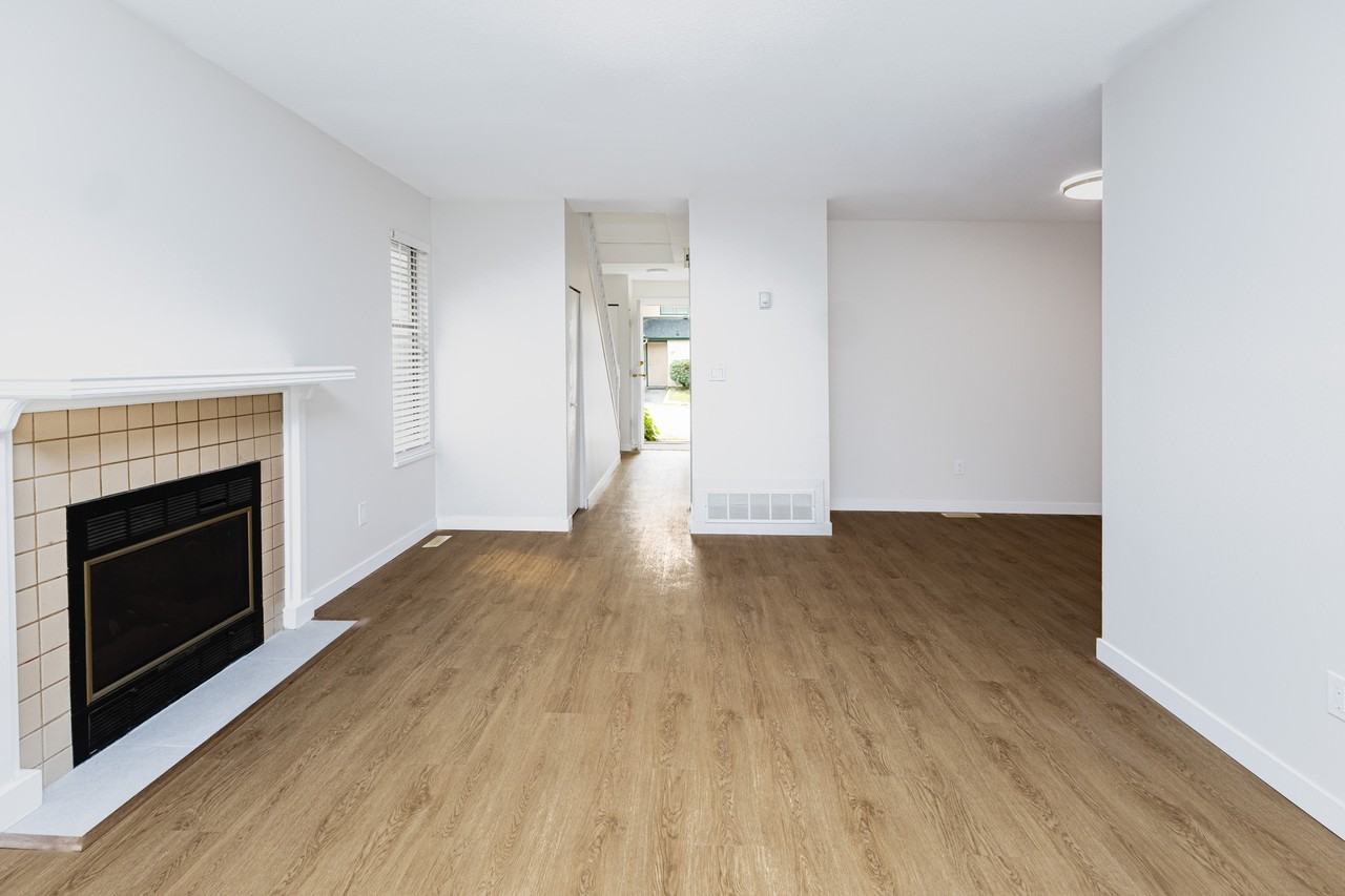 Abbey Glenn Townhomes - Cedar - Photo 4 of 11