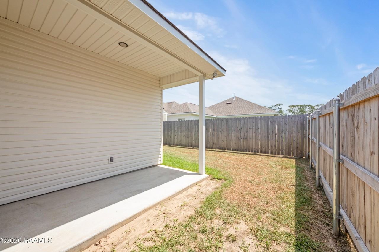 218 Peppercorn Way - Photo 5 of 32