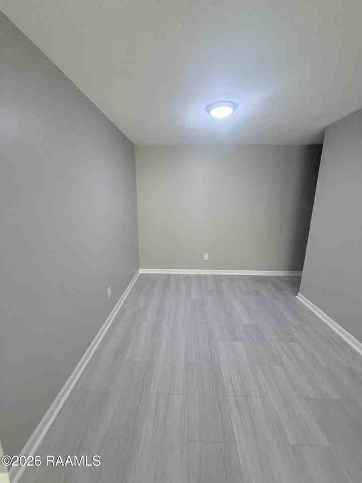 200 High Meadows Blvd #204 - Photo 5 of 12