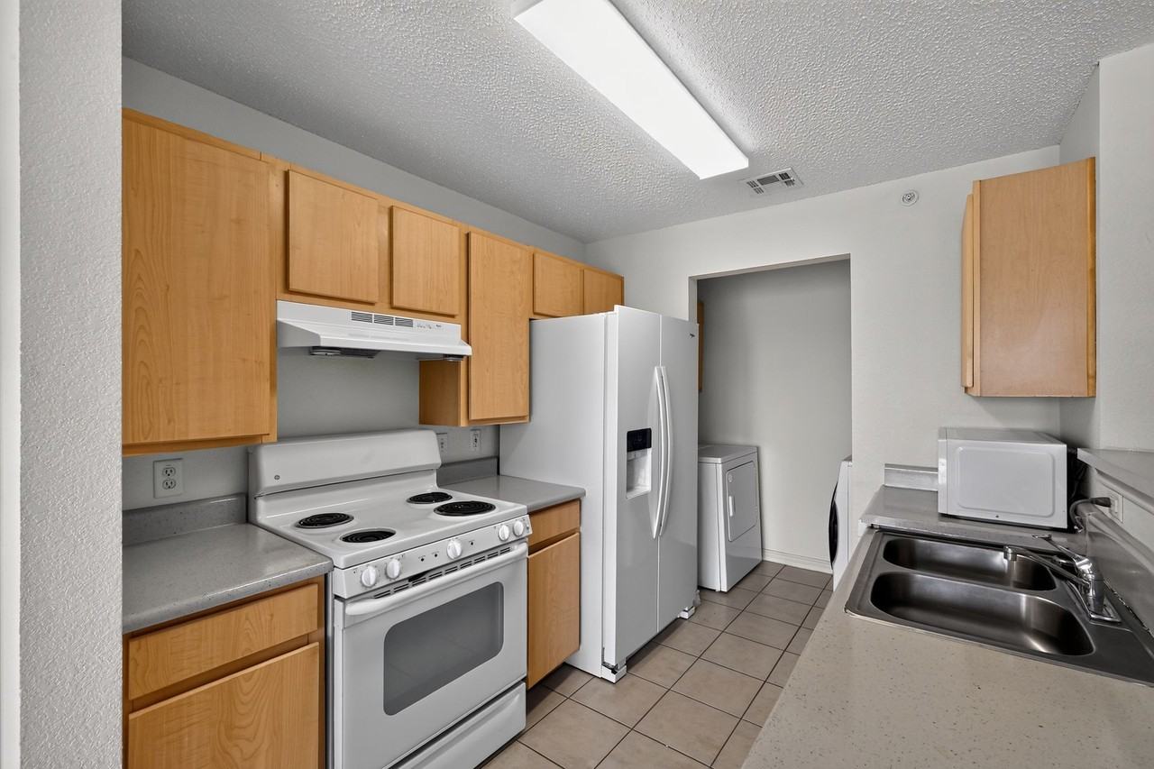 Marketplace Apartments - Photo 6 of 50