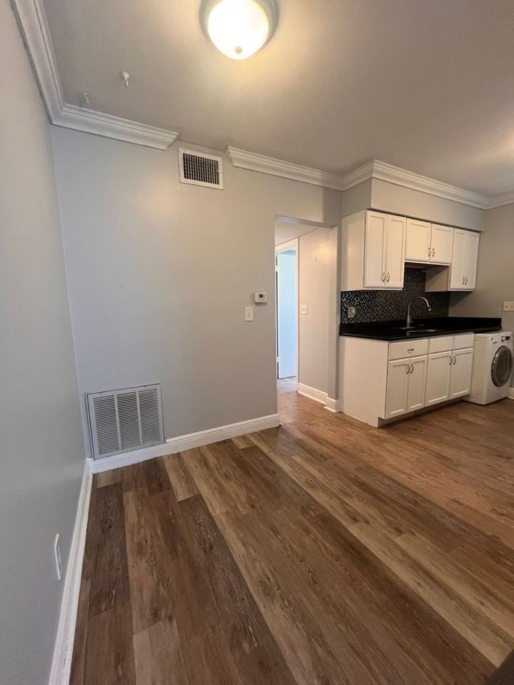 3806 -3808 W El Prado Blvd - Photo 6 of 26