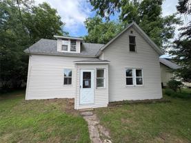 1809 6th St E - Photo 1 of 1