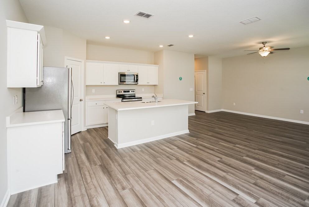 912 Kelly Fern Loop - Photo 5 of 17