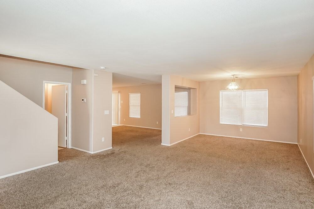 773 Thorton Beach St - Photo 4 of 17