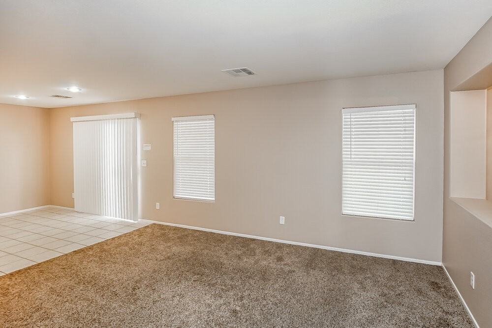 773 Thorton Beach St - Photo 7 of 17