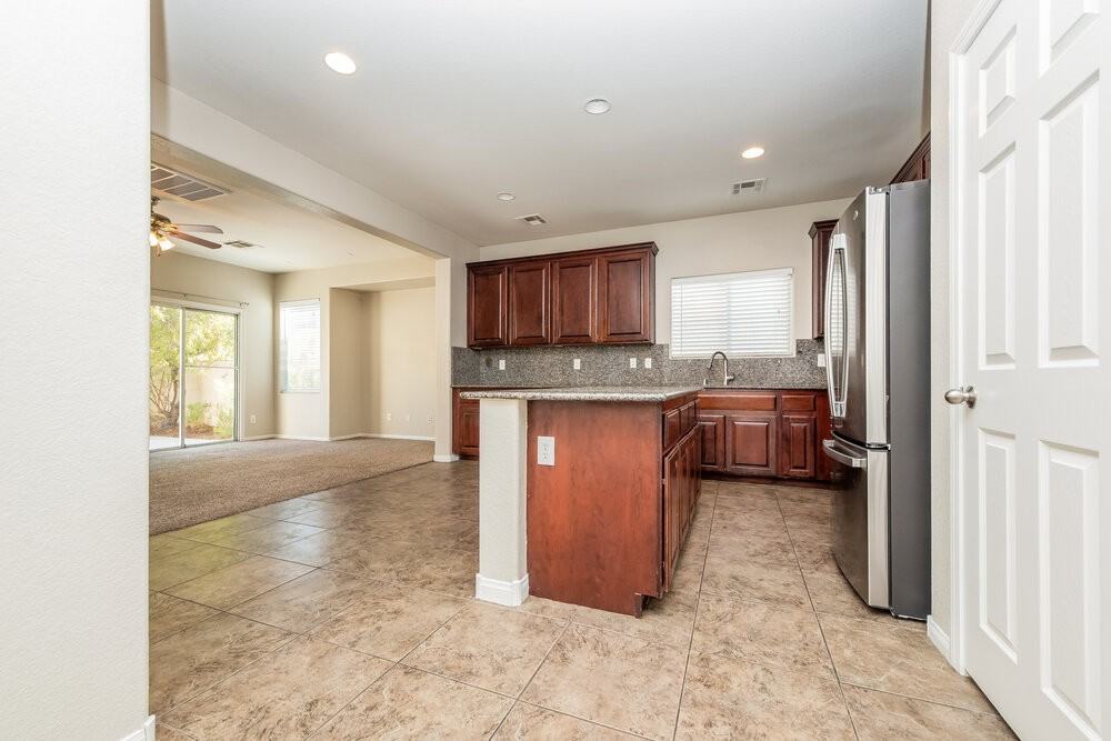 9150 Brilliant Prairie Ct - Photo 7 of 17