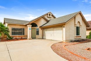 555 W Spur Ave - Photo 1 of 1