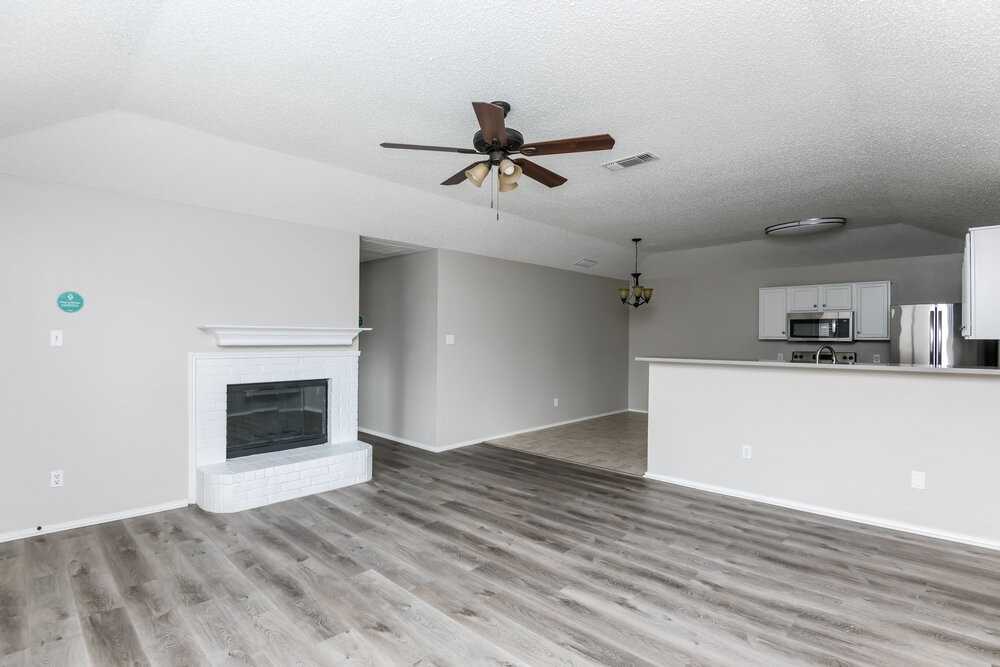 1504 Woodhall Way - Photo 3 of 16