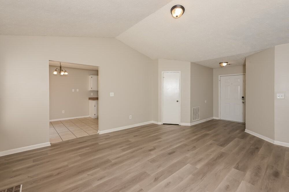8756 Ansley Way - Photo 4 of 16