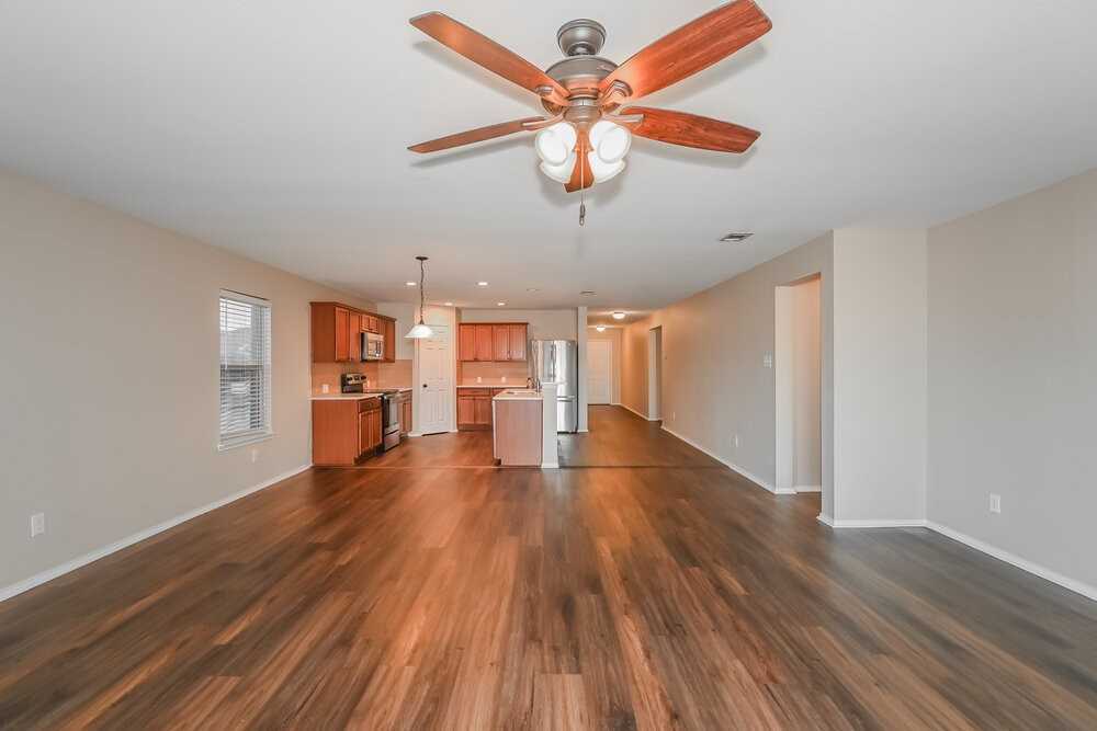 503 Tunnel St - Photo 4 of 16