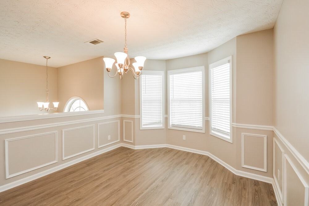 195 Trelawney Dr - Photo 6 of 17