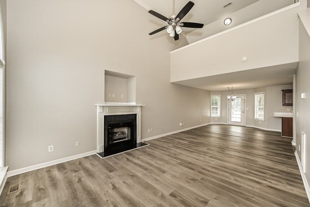 2032 Patrick Way - Photo 5 of 17