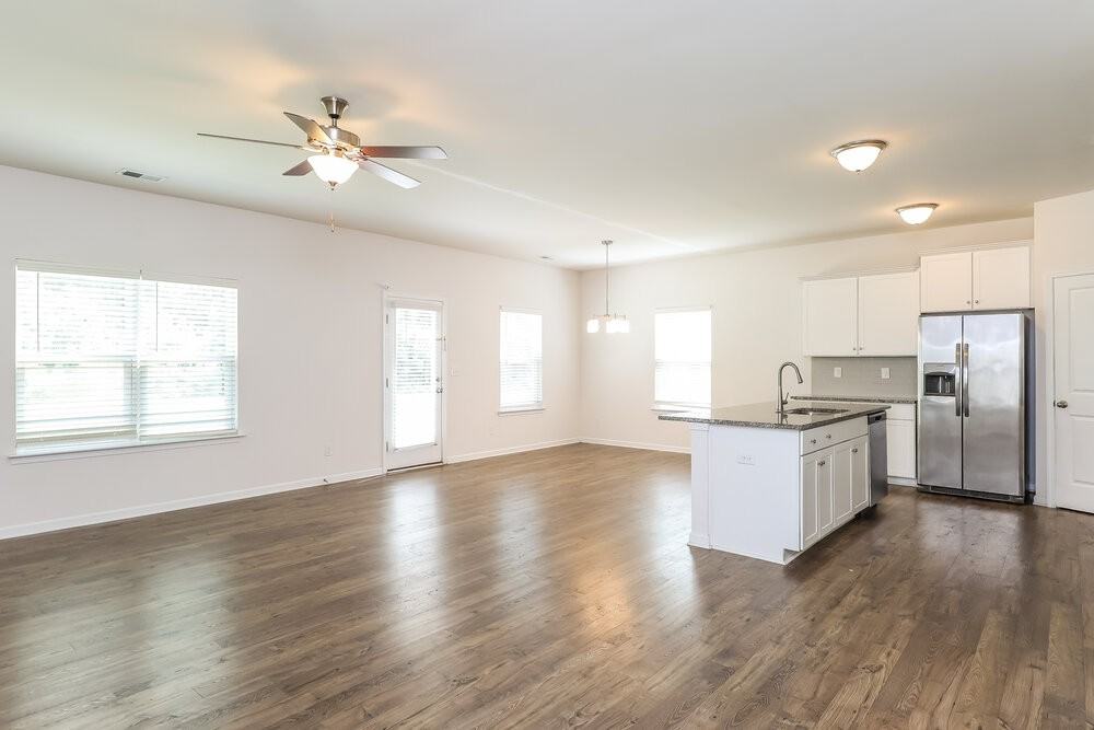 4326 Drifter Dr - Photo 6 of 17