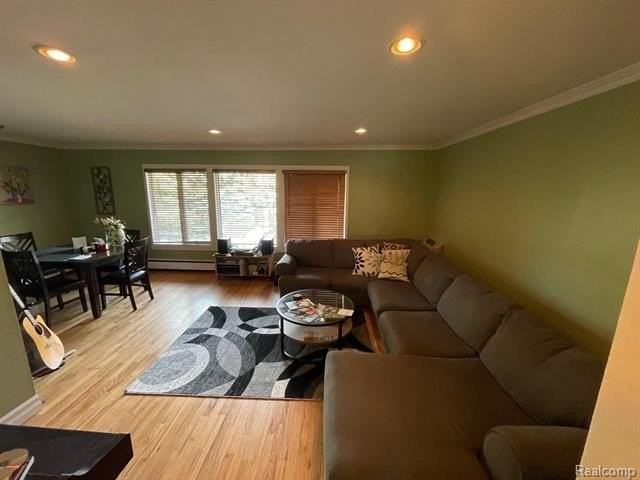 359 Concord Pl Apt 4 - Photo 3 of 34