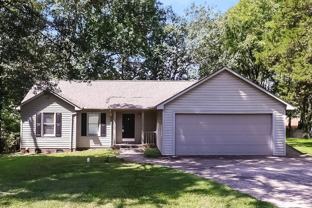 6262 Morehead Rd - Photo 1 of 1