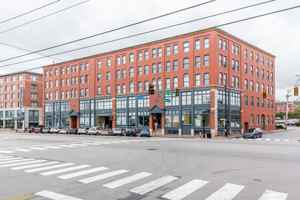 featured image of 305 Commercial St