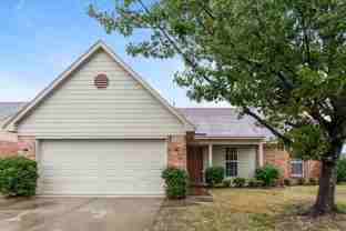 1800 Sarah Ann Dr W - Photo 1 of 1
