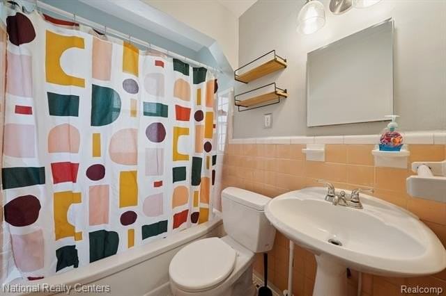 3047 Cummings Ave - Photo 6 of 15