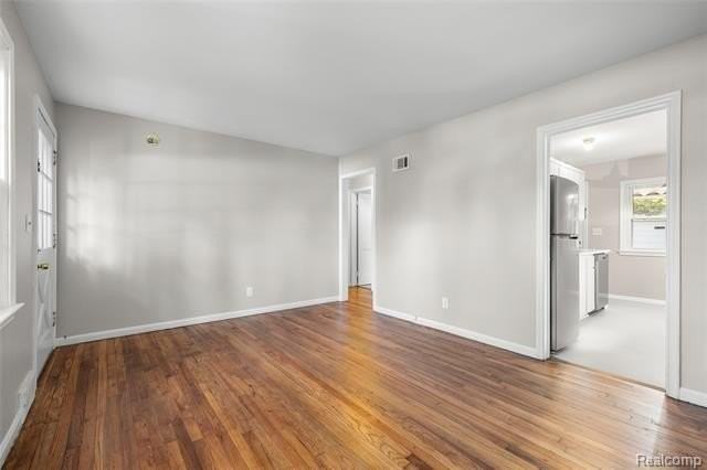 1847 Packard St - Photo 7 of 15