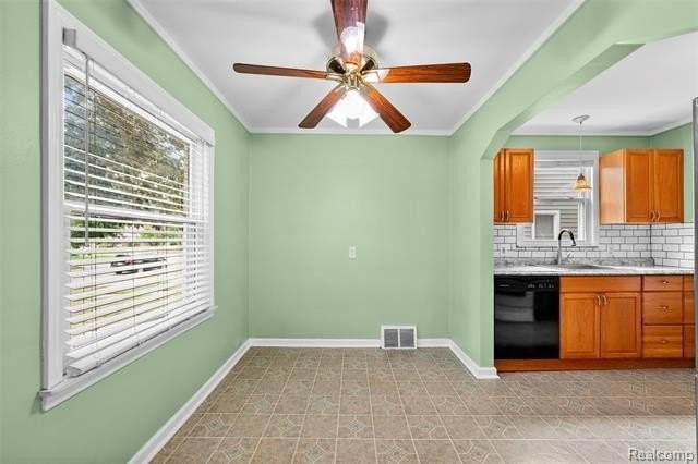 825 N Edison Ave - Photo 6 of 28