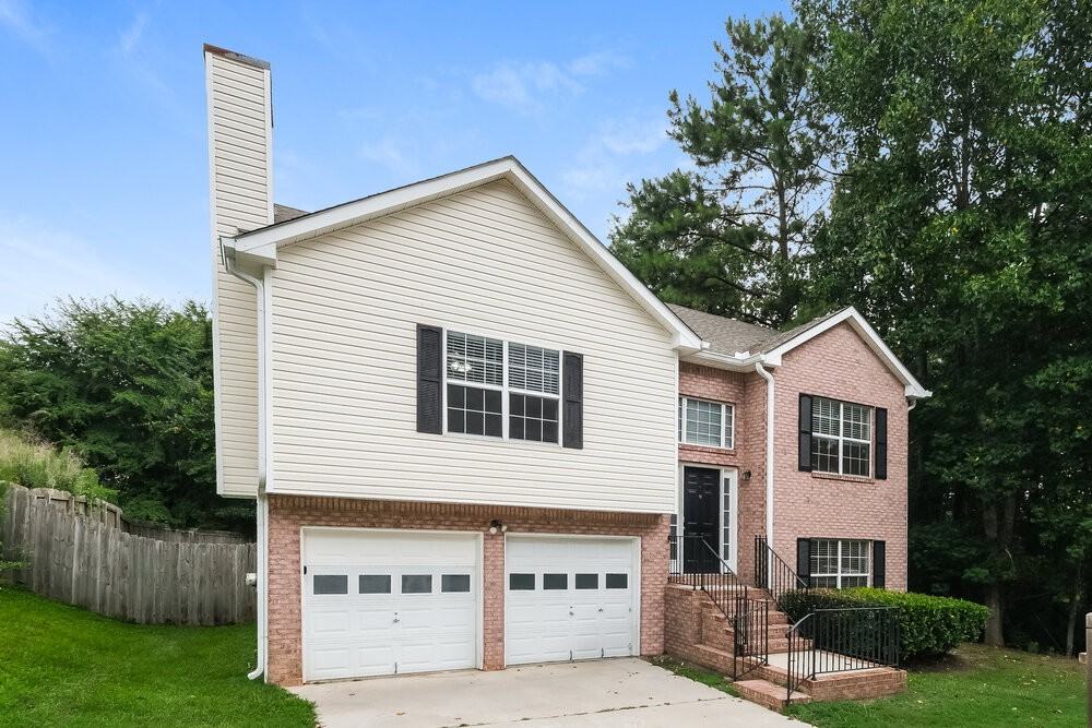 1825 Cutters Mill Way - Photo 4 of 16