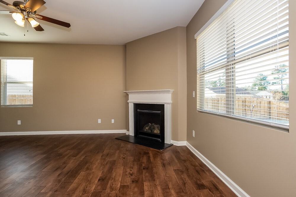 107 Woodbridge Trl - Photo 3 of 16