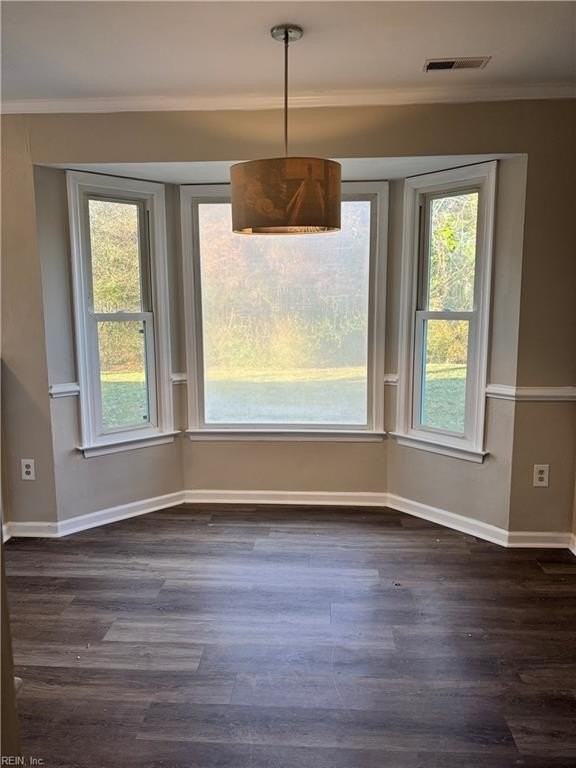 4825 Bay Winds Ct - Photo 5 of 17