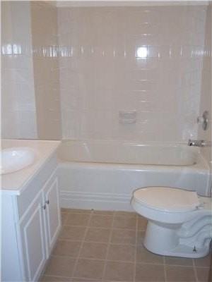 438 Lee St - Photo 5 of 6