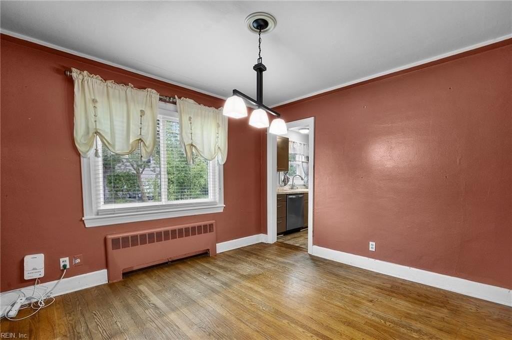 8901 Granby St - Photo 4 of 16