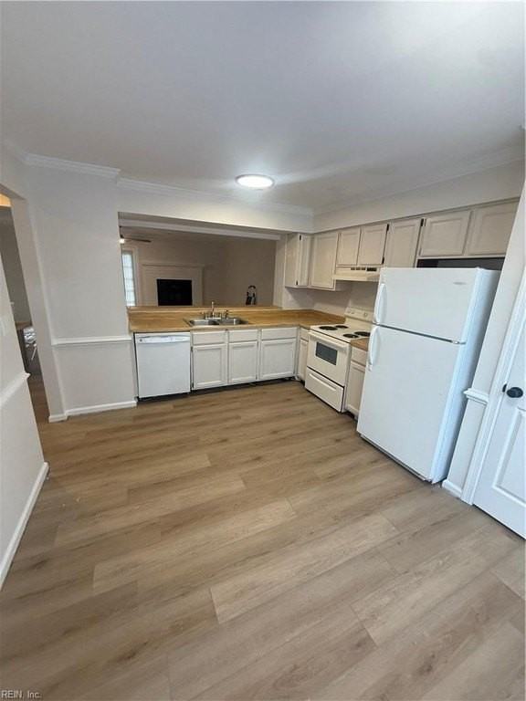 824 Nottaway Dr - Photo 3 of 15