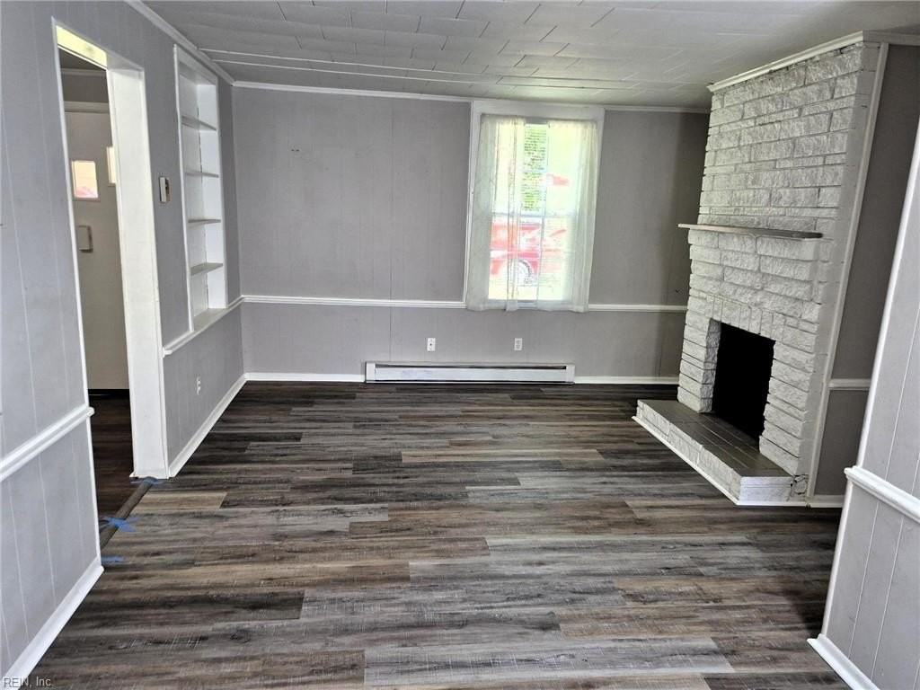 1437 Fentress Rd - Photo 3 of 33