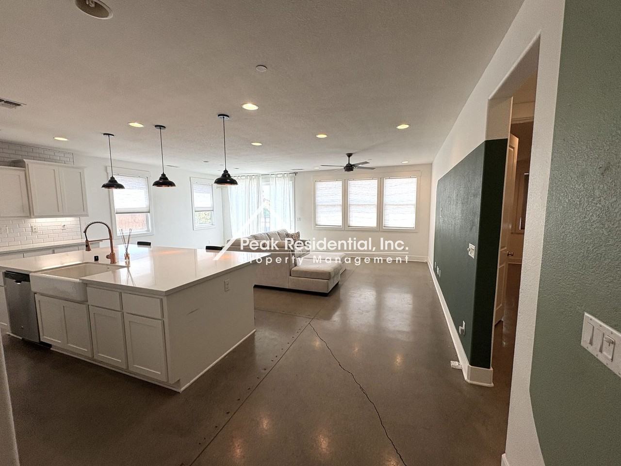 3490 Edington Dr - Photo 4 of 29