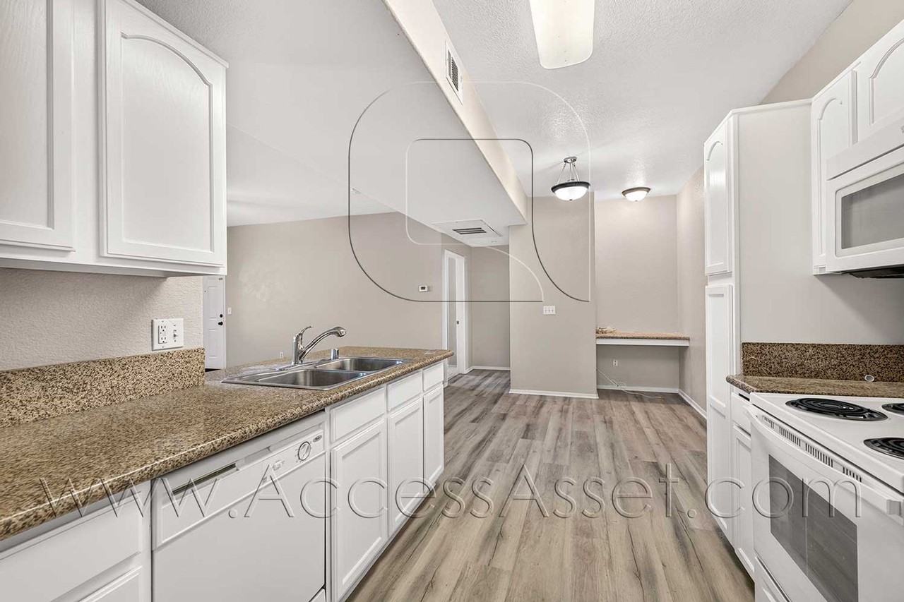 41410 Juniper St #1721 - Photo 7 of 18