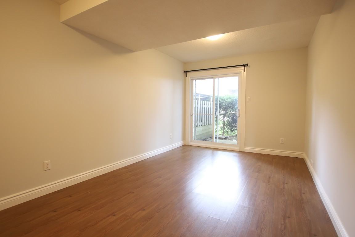 296C Dalehurst Dr - Photo 4 of 26