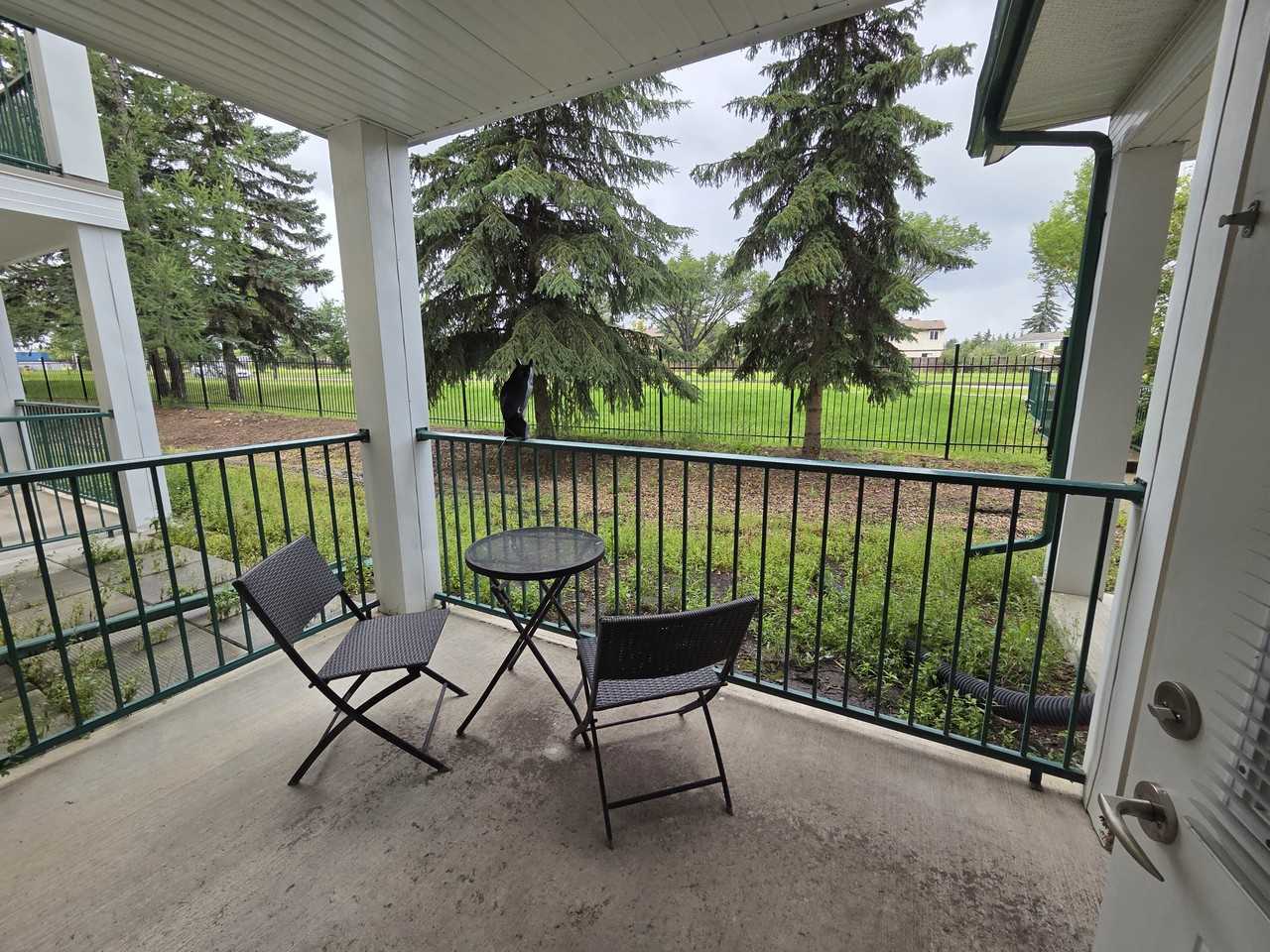 13635 34 St Nw - Photo 2 of 12
