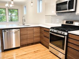 featured image of W Berwyn Ave & N Kenmore Ave