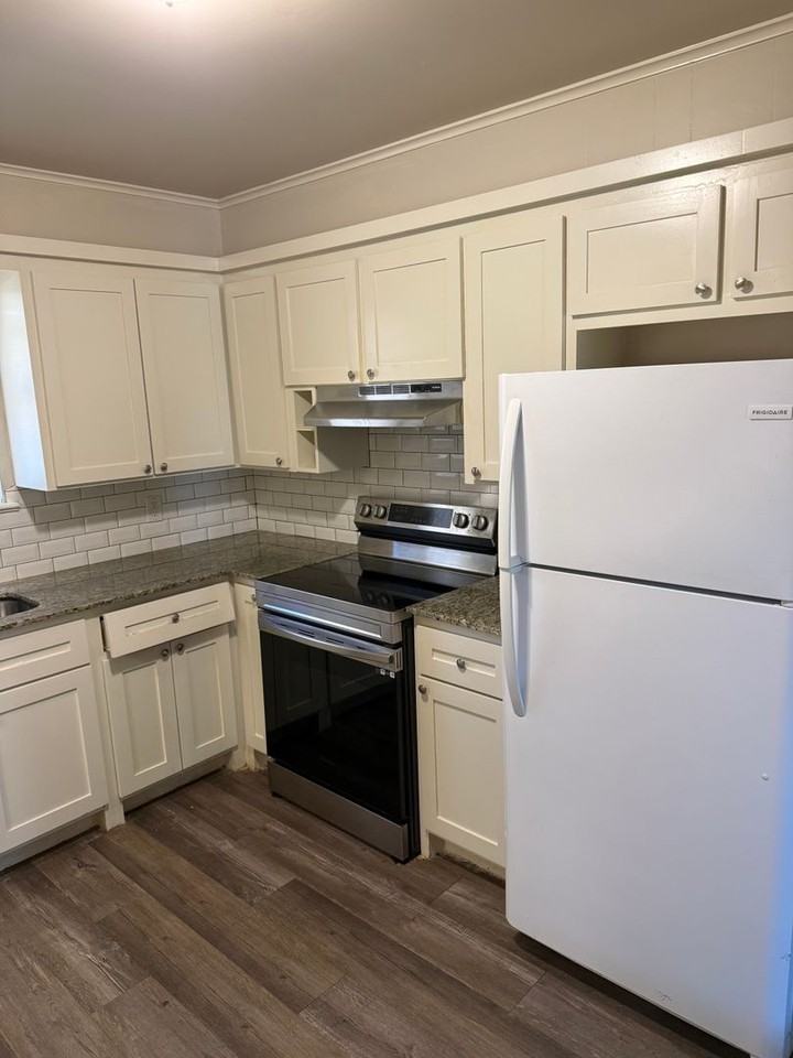 523 W Ithica St - Photo 7 of 24