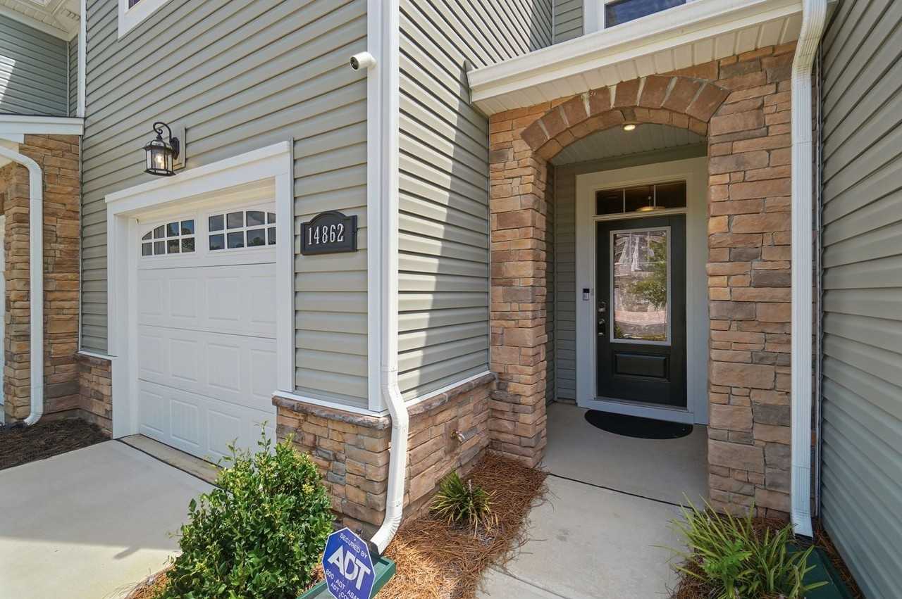 14862 Tamarack Dr - Photo 5 of 50