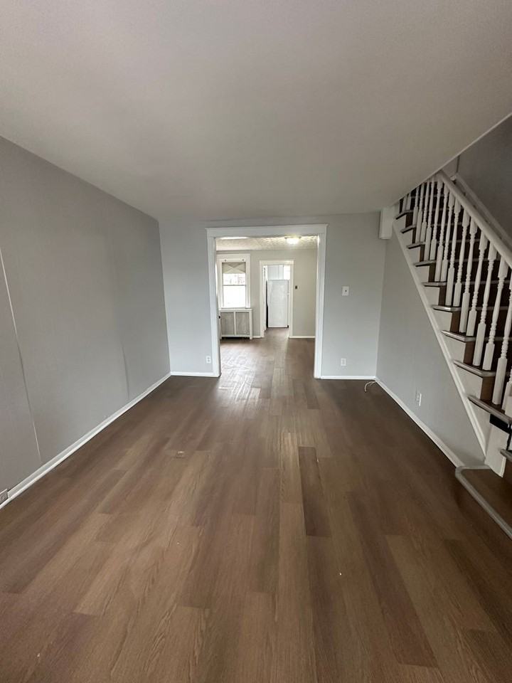 420 Woodcliffe Rd - Photo 3 of 14