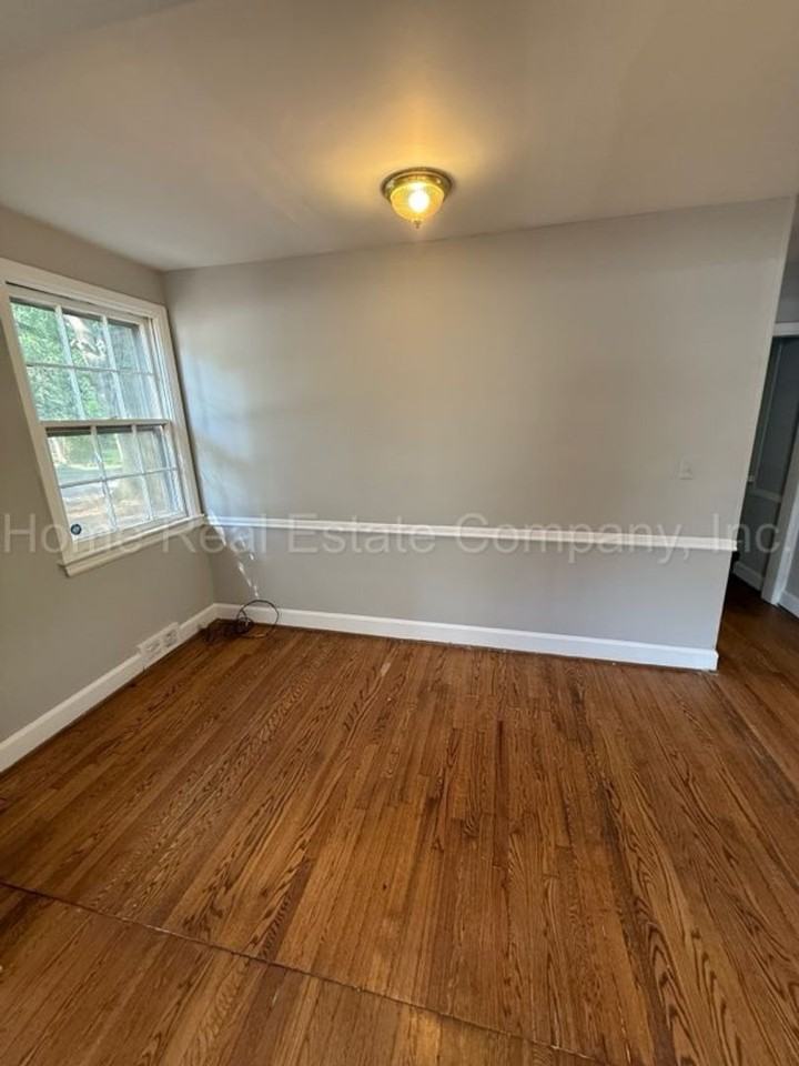 1442 Revere Rd - Photo 3 of 9