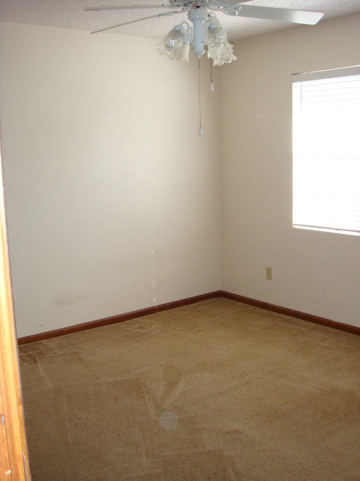 2406 Bemiss Rd #7 - Photo 3 of 5