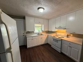 featured image of 8220 N Mulberry St
