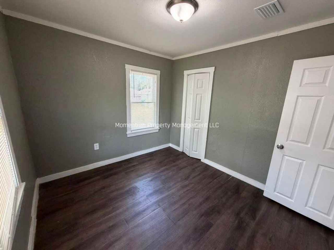 8220 N Mulberry St - Photo 7 of 14