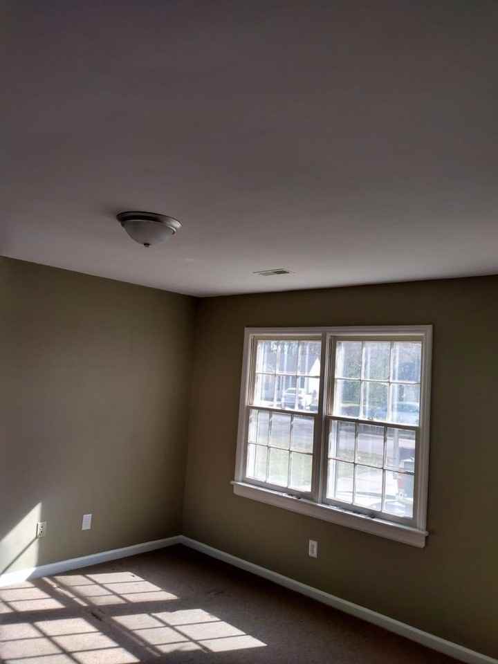 1809 E Trail Dr Se - Photo 2 of 9